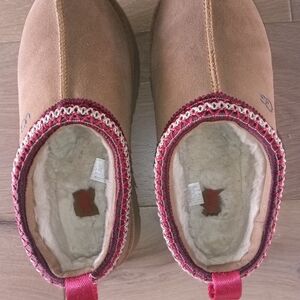 Ugg Tazman